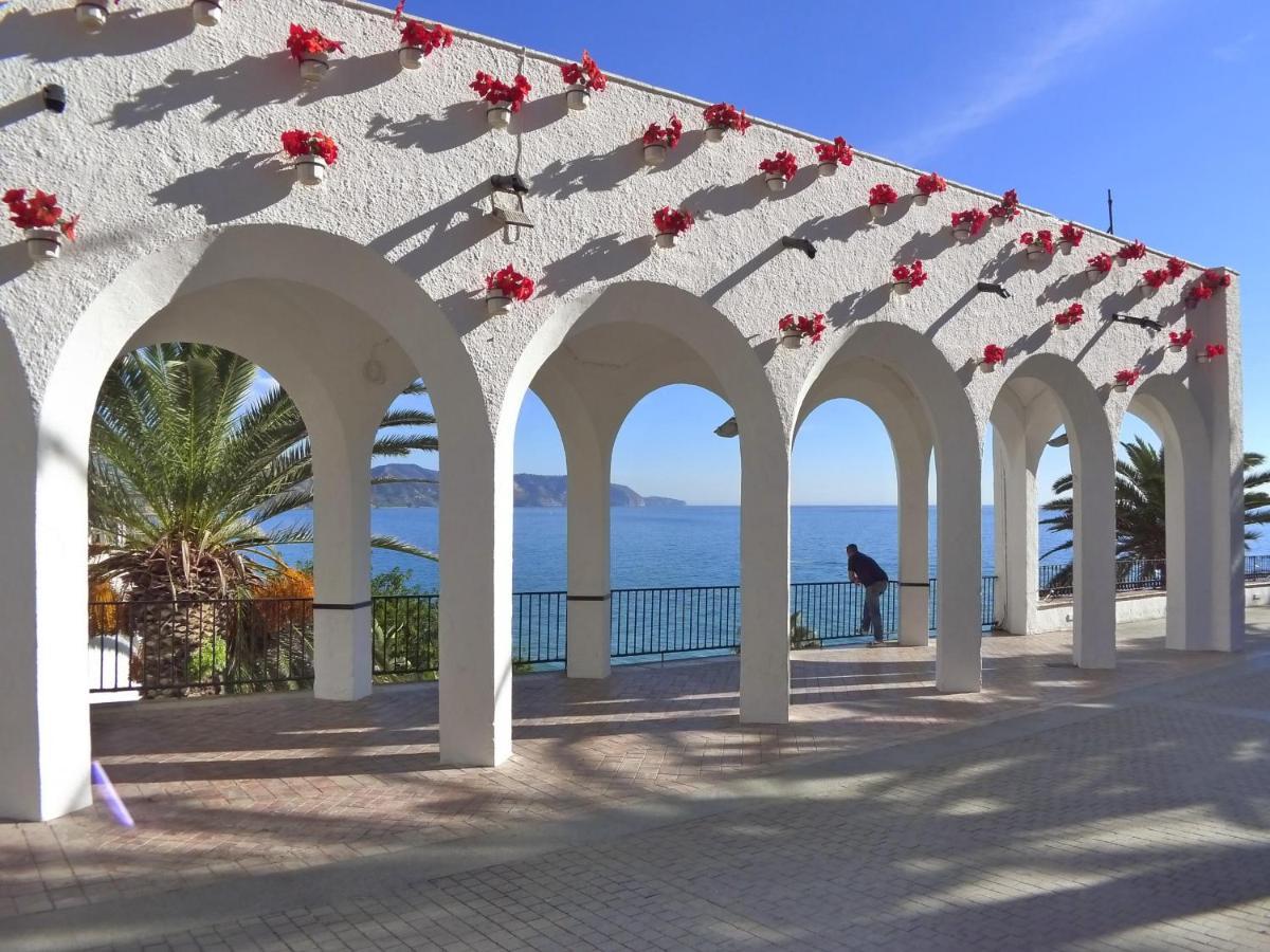 Stella Maris - Sleeps 4 Leilighet Nerja Eksteriør bilde